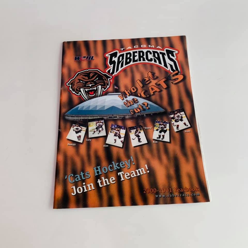 Local Find, Tacoma Sabercats 2000-2001 Yearbook